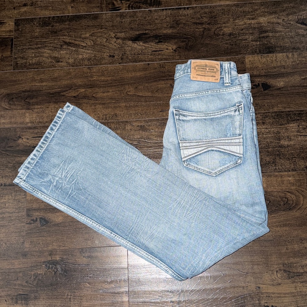 Express Light Wash Kingston Classic Fit Boot Cut Distressed Jeans - 30x32